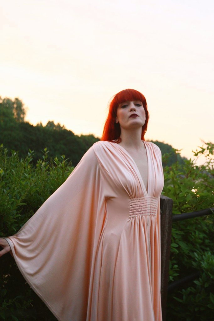 florence welch photographed by andy willsher before performing at the isle of wight music festival in 2010.