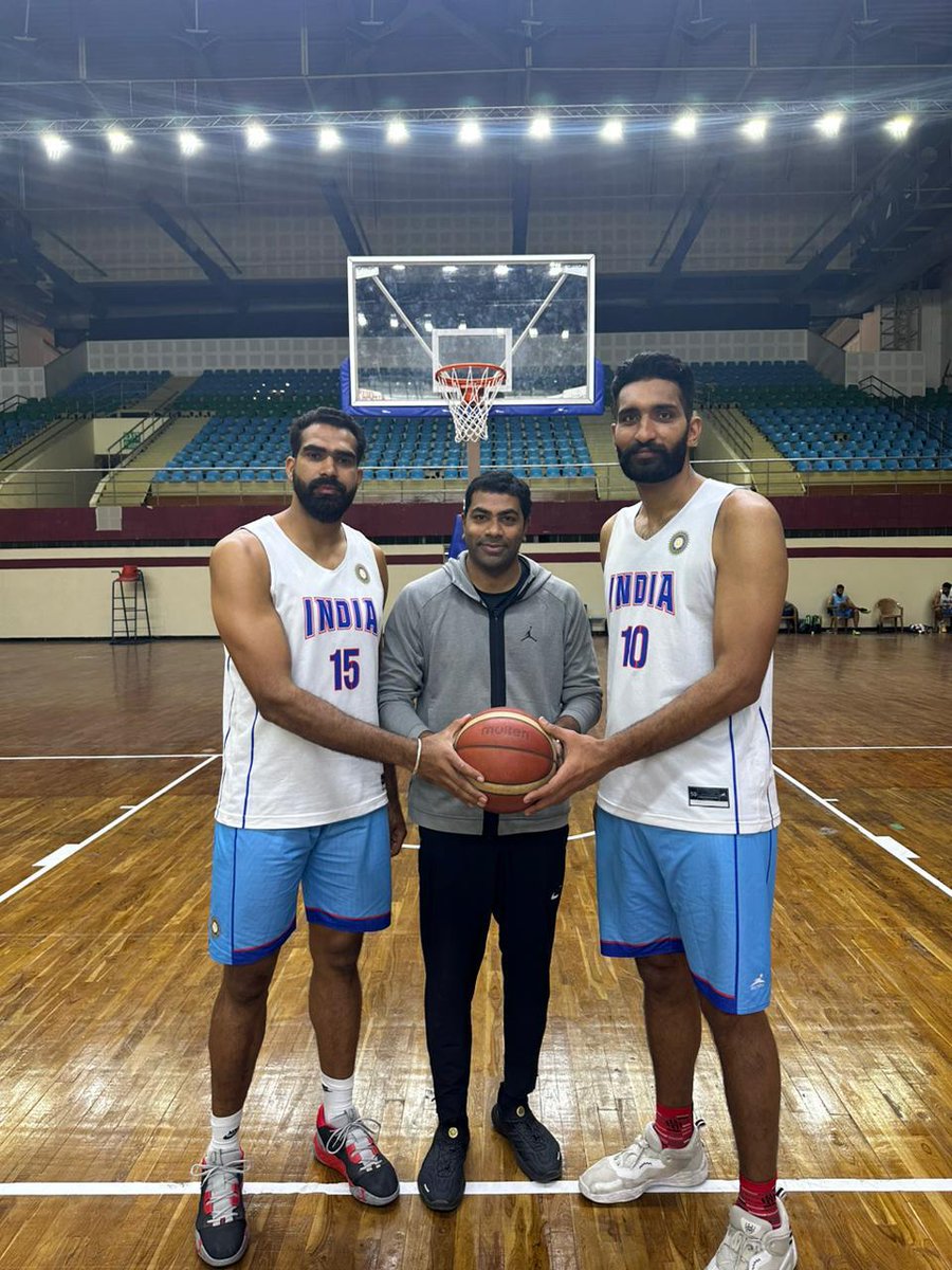 India banking on home advantage to score first win in 2025 FIBA Asia Cup qualifiers

Read: ddnews.gov.in/sports/india-b…

@tapasjournalist #FIBAAsiaCup