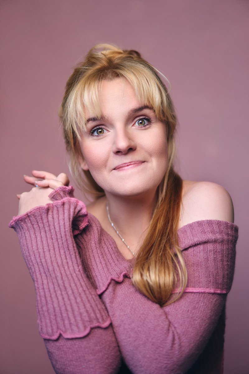 hannahharquart's tweet image. Do not walk but runnn to @olispencerphoto - as always super fun and chill and comfy. 100/10 x