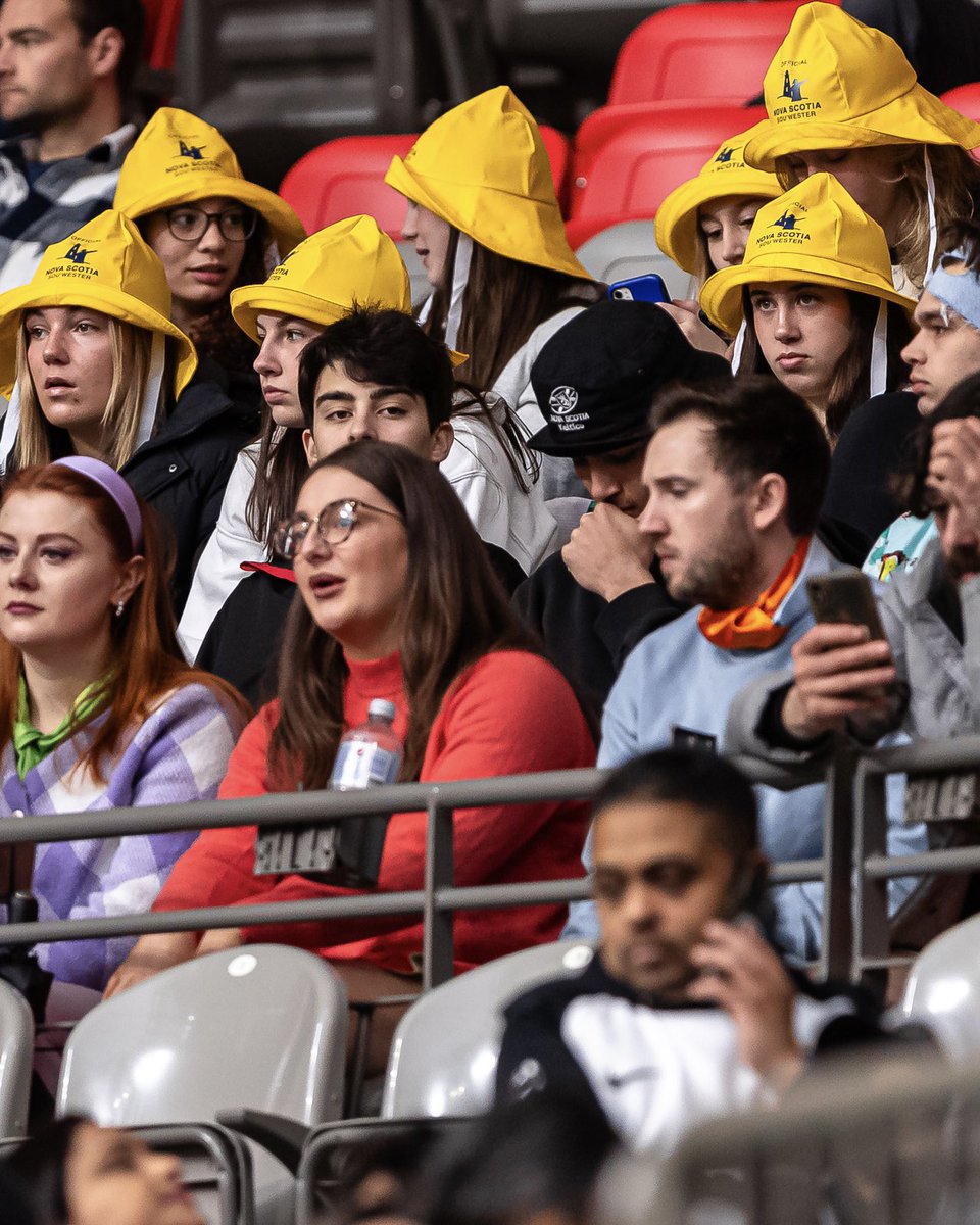 ☔️ Today’s rainy day activities include: 1. Van Sevens 2. Van Sevens in your rain gear 3. Van Sevens in a bathing suit 4. Van Sevens in any other costume you can think of because it’s dry nice & dry in @bcplace 🕺 Sunday tix at vansevens.com/tickets! 🎟️ #VANSEVENS