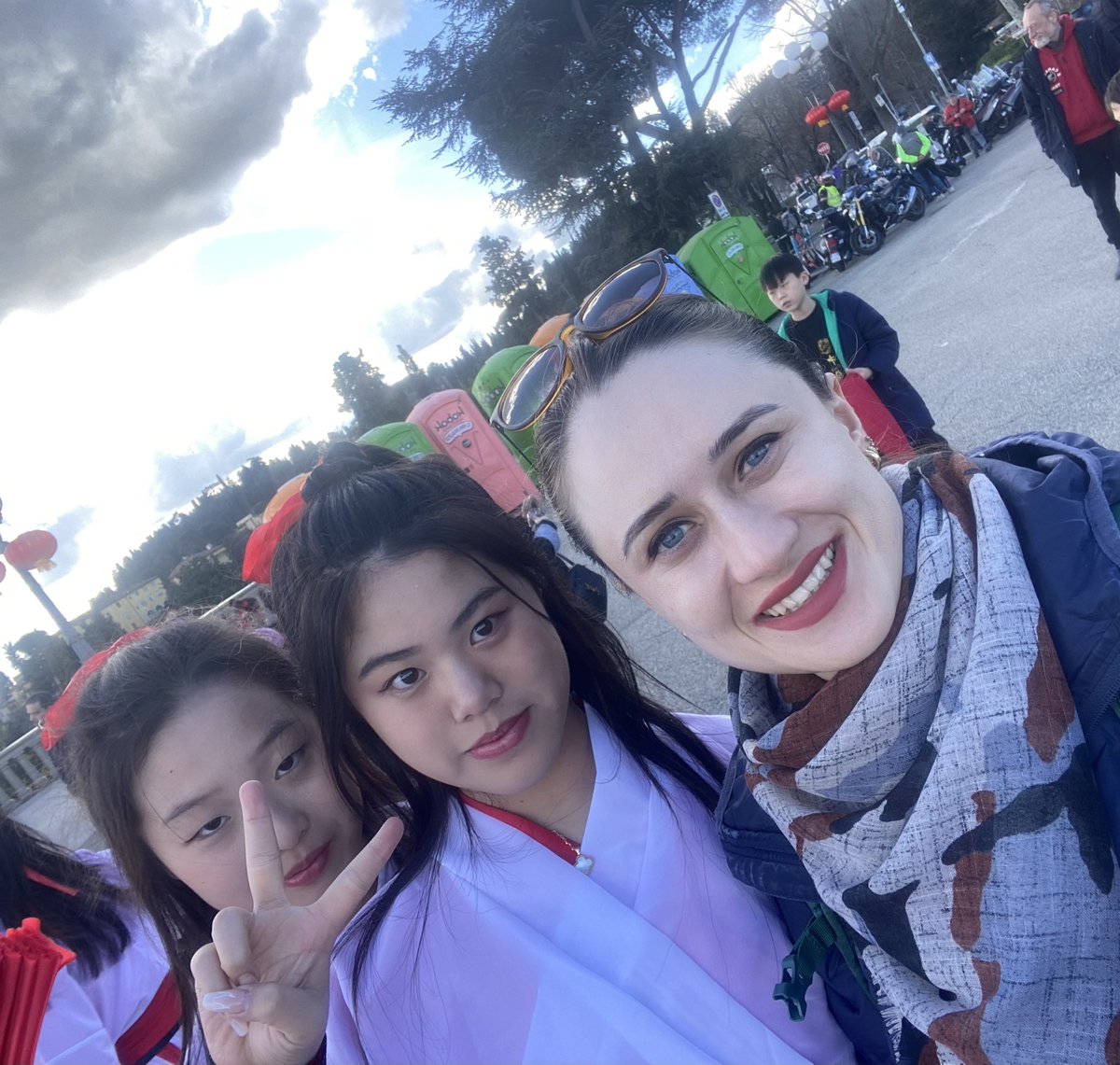 gul_tahaoglu's tweet photo. Chinese Lantern Festival in Florence :) https://t.co/0RI34dVQq6