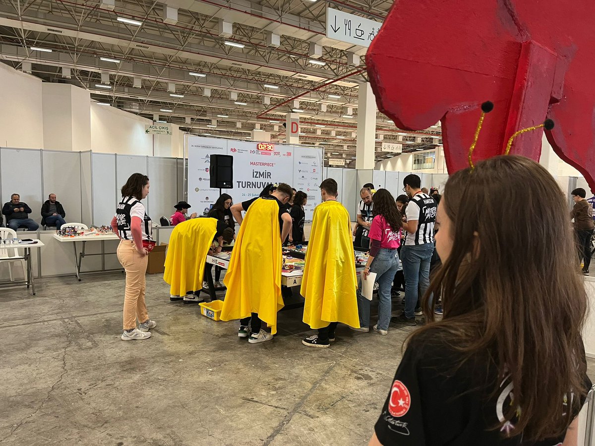 Anadolu Lisesi robotik takımımız Enterprise “2. İzmir Yerel Turnuvası” nda “Ulusal Turnuvaya Katılım Bileti” ve “Turnuva İkinciliği” ödülünü kazanmışlardır. Öğrencilerimizi tebrik ediyoruz. 🐝❤️💙