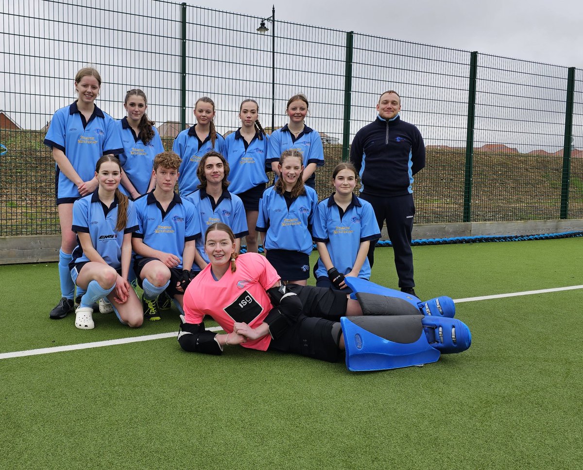 Our mixed U16 team played Gore Court Hockey Club this morning. Some fantastic hockey on display from both teams the clubs should be proud of the youngsters 👏 
The future of our sport is looking awesome 👌 💙🏑💙
<a href="/EnglandHockey/">England Hockey</a> <a href="/Quinn_Estates/">Quinn Estates</a> <a href="/SE_HockeyUK/">South East Hockey</a> <a href="/fieldhockeyclub/">Field Hockey Club 🏑</a>