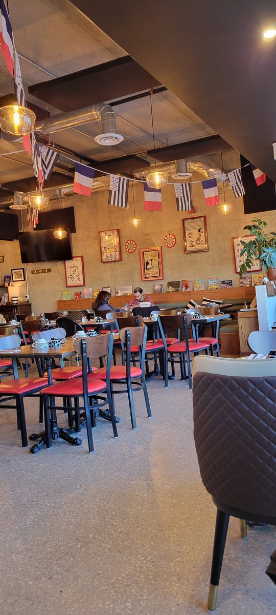 Ça fait plaisir de trouver une bonne crêperie lors de mon voyage de travail à Winnipeg. Pour une française et en plus une bretonne, c'est essentiel ! #KerBreizh #Winnipeg