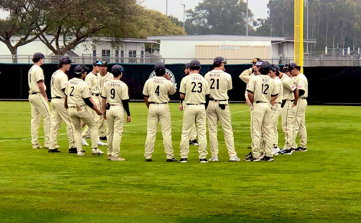 CV(4-2) w/so W over ElRancho 11-0. Top 🦅 WP- K.Finazzo 5ip 11k 1bb 2h
K.Nadeau 3-4 1r2rbi
A.Perez 2-3 3r1rbi
N.Castillo 1-3 2r2rbi
RBIs-R.Rossi2,C.West2,
2B- Nadeau,West
3B- Perez,Castillo
SB- Nadeau4,Bline2,J.Cook2
#WErCV #PTS🪨#PM #Family #unicurse <a href="/IE_Baseball_HQ/">Inland Empire Baseball Headquarters</a> <a href="/IE_Varsity/">IE Varsity</a>