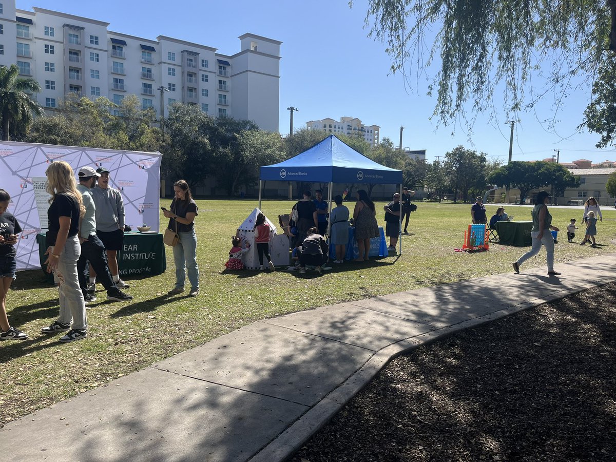 NorthPonceCG's tweet photo. Family Fun Day in #NorthPonce at Phillips Park! #CoralGables #FamilyFunDay https://t.co/CZtFfSsJhu