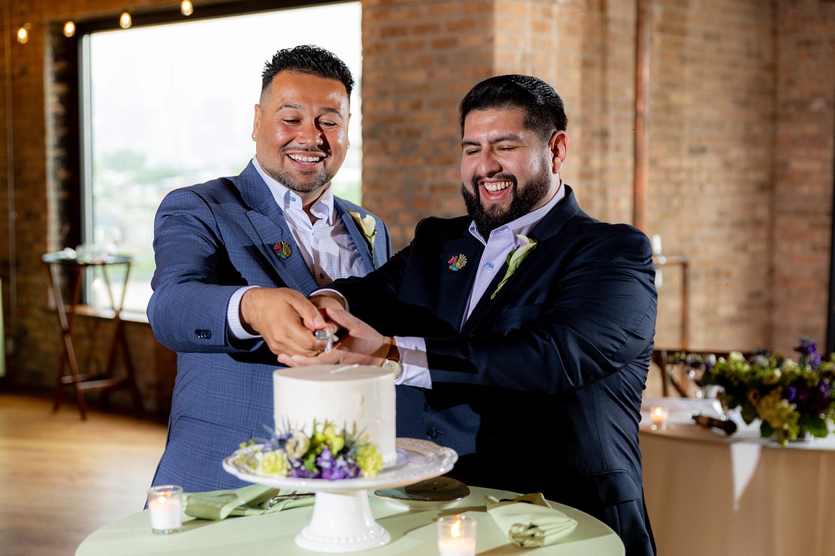 Life is so much sweeter with you 💕🎂 📸 Ryan Moore Photo #lacunaevents #lacunalofts #chicagoeventvenue #chicagowedding #weddingday #lgbtwedding #justmarried