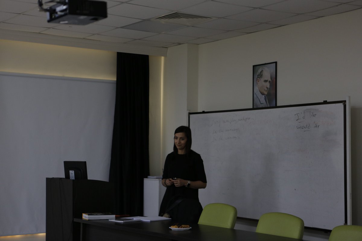 sau_git's tweet photo. Bölümümüz, yüksek lisans programının ilk mezunlarından Ayşe  Yılmaz’ın konuk olduğu “Mutfak ve Kültür” başlıklı bir konferans  düzenledi. https://t.co/yTLwjomaZw