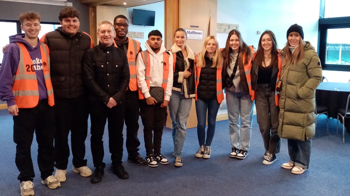 Thank you to @WCFCWomen supporting some of our 1st year Sport Business Management students this afternoon. Access all areas, player interviews, capturing video, photos etc. Great marketing experience!