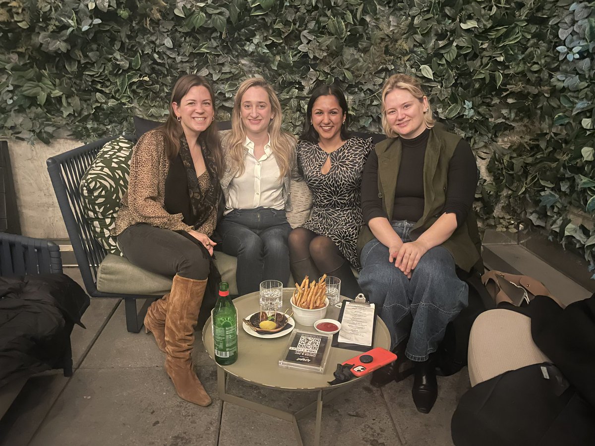 Had an awesome time connecting with The Council Angels in NYC this week! We talked life, startup valuations, transitioning from employee to business owner and vice versa, sales as a founder superpower and more 🥰 @shriyanevatia @AzzaGadir @cingirl30 @cplangfo @halleka_…