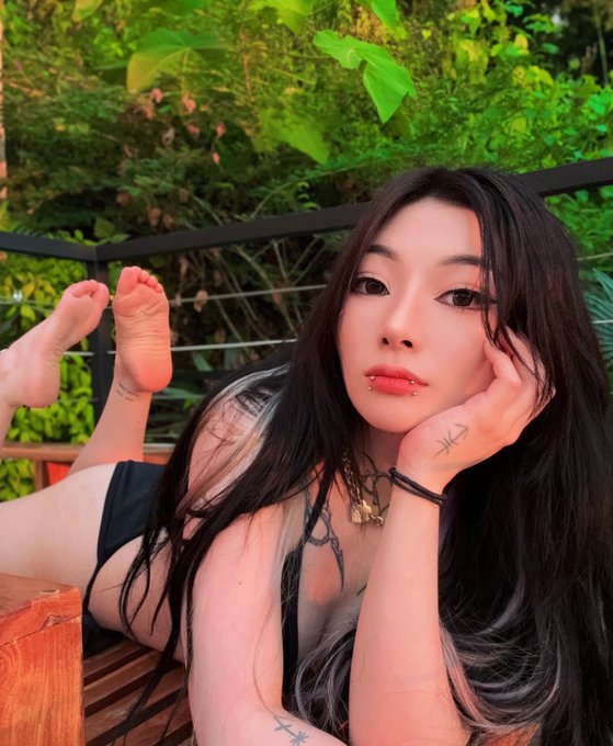 Living in paradise right now ?✨ https://t.co/dzJZOH12rK