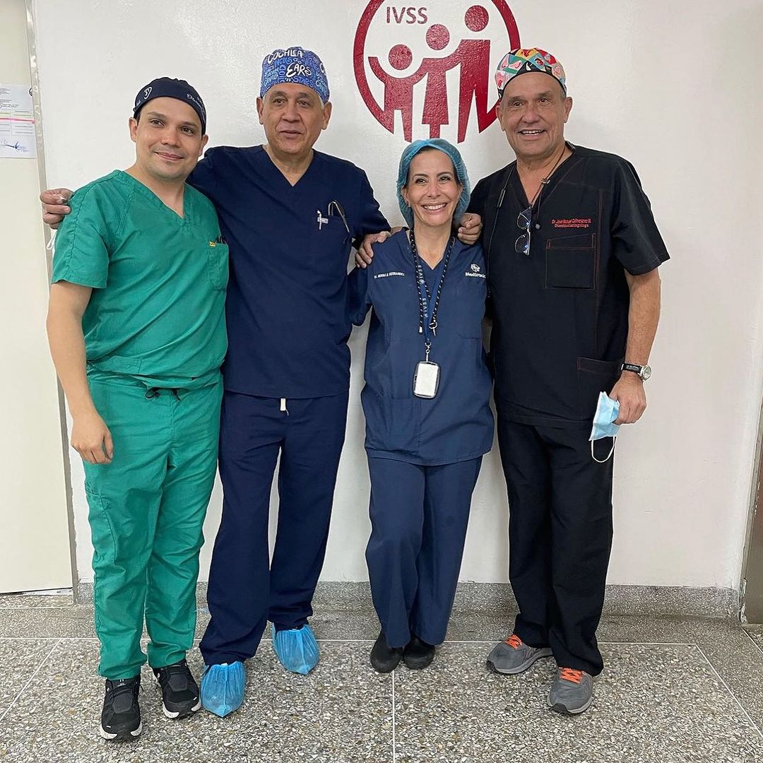 svorl's tweet photo. El 25 de febrero se conmemora el día internacional l del implante coclear, la fecha en la cual se realizó el primero, estamos muy orgullosos de nuestro programa nacional de implantes  con excelentes y maravillosos profesionales  #DíaInternacionalImplanteCoclear #SVORL https://t.co/z9ITICVJFX