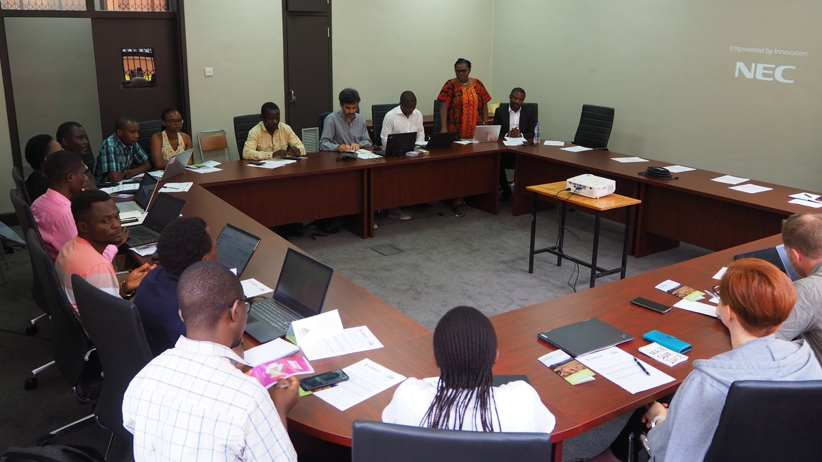 Highlands_3's tweet photo. 📢We started on Friday the 5th H3-R&amp;IS, in Malawi 🇲🇼 
Thanks to @Luanarofficial, @NMBU and the organizing committee for this great opportunity to learn from African experiences 💡
Looking forward to a great month!
🔎⛰️🫶
#MSCAactions #MSCArise @oeaw https://t.co/GaYYZlHEv8