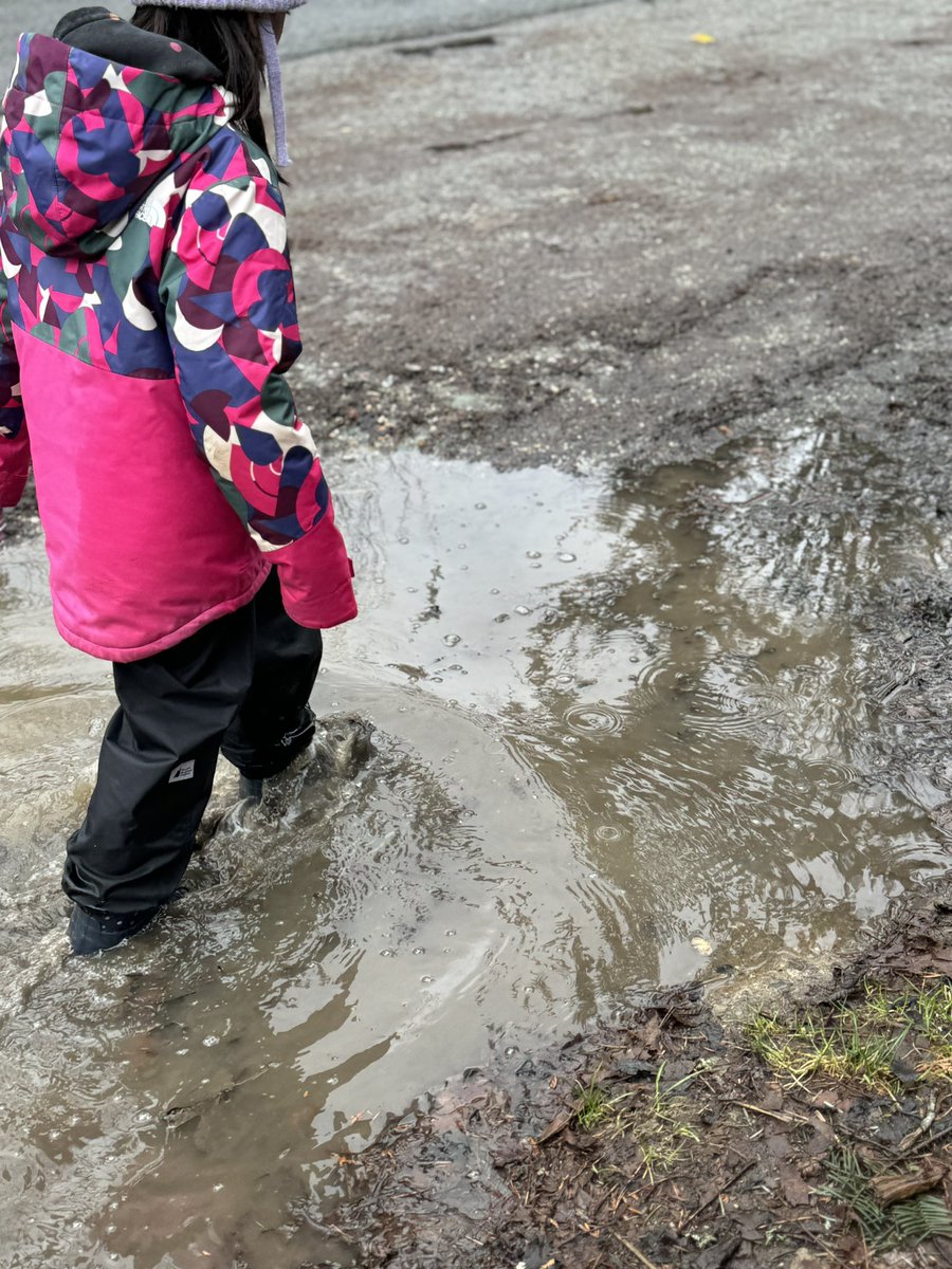 P U D D L E S #alwaysagoodidea #puddles #kindergarten #forestexplorers #TMOWinterChallenge #getoutsideandplay @getthekidsoutside @hctf_education @facultyoutdoorsece @playoutdoorsmagazine @surrey_schools