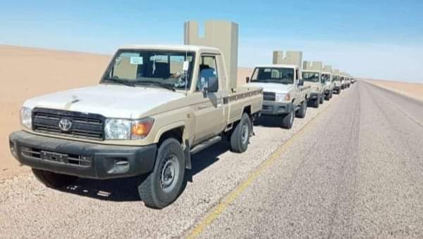 من يوفر لك شحنة اطقم عسكرية ولا يستطيع توفير شحنة  اجهزة طبية فالغرض هو مشروع تدمير..

من يجعل راتب المجند الذي ينفذ اوامره فقط يعادل خمسة اضعاف راتب المعلم والمعيد من فالغرض مشروع تدمير..

من يشرف على تدهور عملتك حتى تصبح قيمة الورقة ارخص من الحبر الذي عليها امام ارتفاع هائل