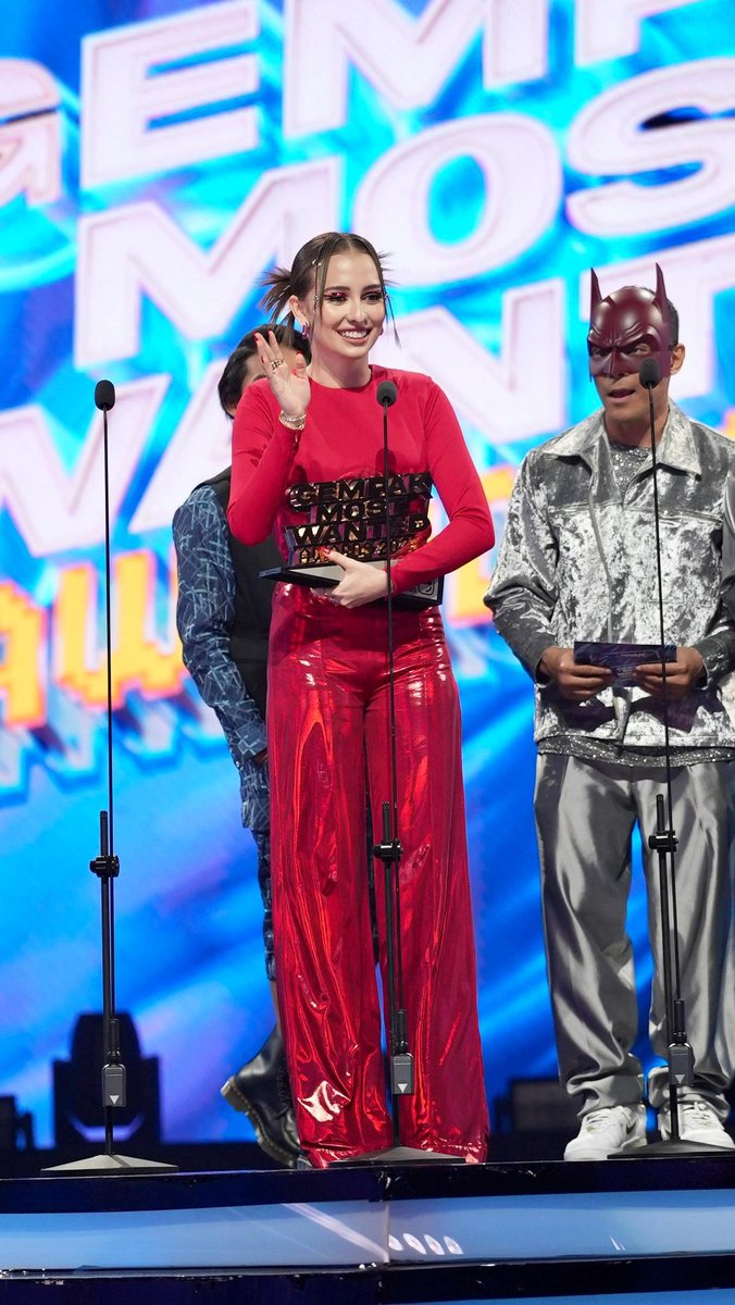 Alhamdulillah. My fans, I love you, you guys are my everything &amp; I wouldn’t be here without you, ignore what everyone else says because WE DID IT! 

Drama Tergempak
Anugerah Drama Rambut Tetap Boom
Selebriti Digital Tergempak
Anugerah Gempak Most Wanted 2023 (1.5++ million votes)