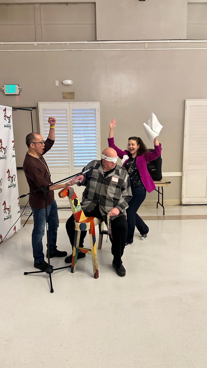 Los Angeles Breakfast Club (@labreakfastclub) on Twitter photo Cheers to <a href="/audwas/">Audrey Wasilewski</a> and Lyle Kanouse on their Member Initiation Day last Wednesday🍳
#labc #memberinitiation #hamaneggs #newmember #shrineoffriendship #friendshipauditorium #losfeliz #clubtradition #losangelesbreakfastclub Cheers to <a href="/audwas/">Audrey Wasilewski</a> and Lyle Kanouse on their Member Initiation Day last Wednesday🍳
#labc #memberinitiation #hamaneggs #newmember #shrineoffriendship #friendshipauditorium #losfeliz #clubtradition #losangelesbreakfastclub