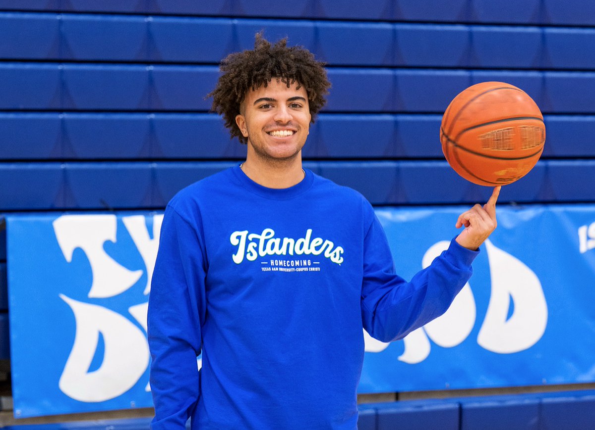IslandCampus's tweet photo. Happy HOCO WEEK Islanders! π Start the week off in style with our Islanders Homecoming shirts, available in the bookstore! π
-
Order online here: https://t.co/ciUC5Q2duQ #tamucc #islanderhoco https://t.co/q69C6yULYT