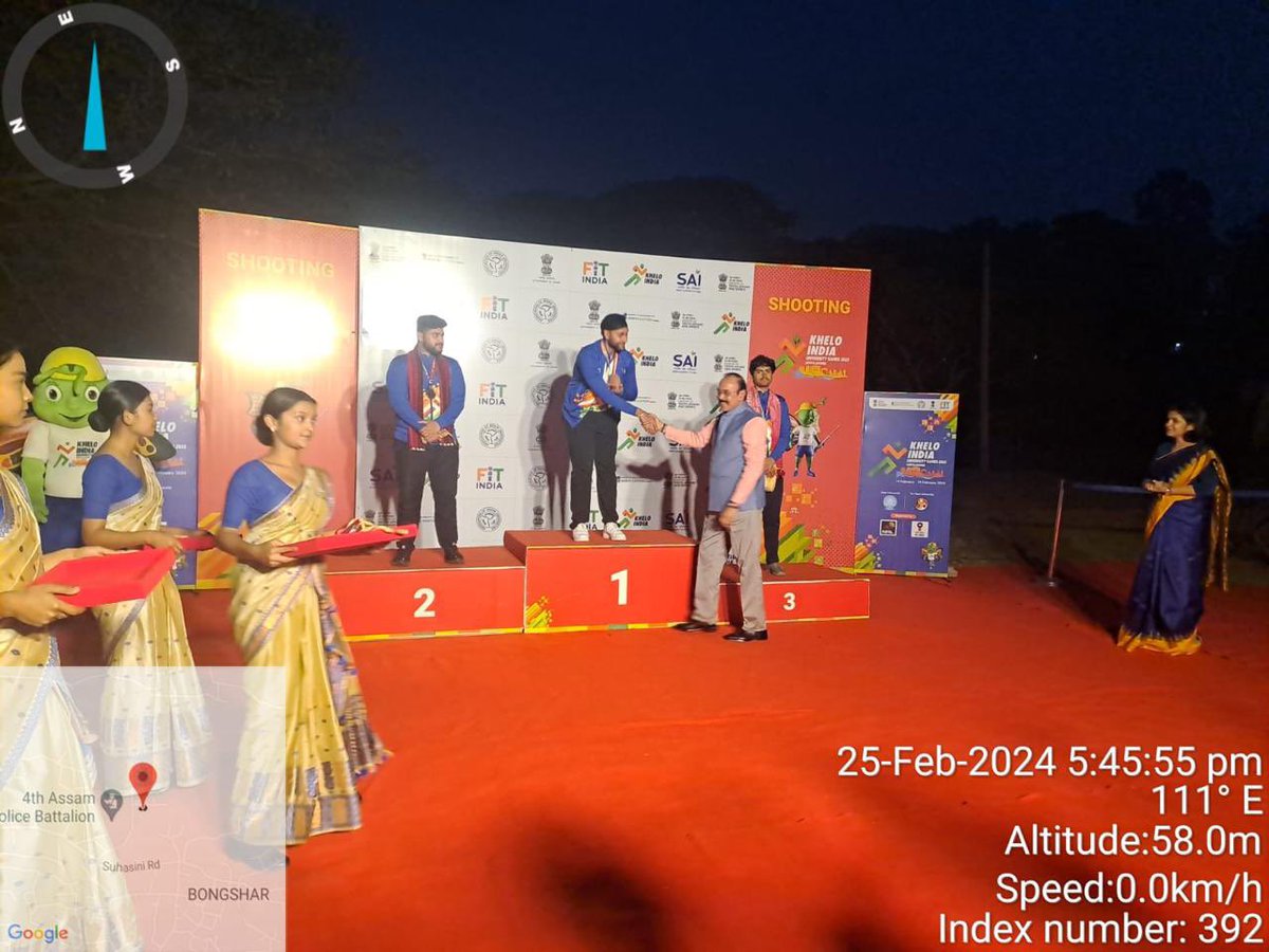 SNSinghIPS's tweet photo. Got the opportunity to give away medals to the winners of Men’s Rifle Shooting and Men’s Hockey at the 2024 Khelo India University Games. Congratulations to all the winners and winning teams! 
#KheloIndia @kheloindia https://t.co/jkYq9sQJsu