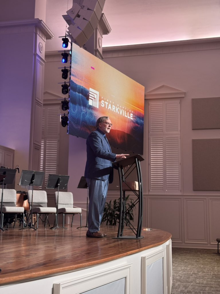 viaemmaus's tweet photo. “A lesser Christ is a god that cannot save. But Christ is not lesser; he is Lord!”

What a blessing to have @MusingsOnChrist preach about the lordship of Christ @FBCStarkville to finish up the inaugural Emmaus Way Conference! https://t.co/WwM8CICZhO
