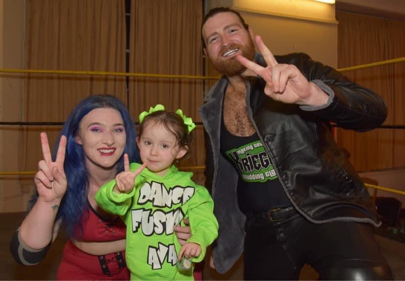 Introducing Ava to wrestling has got to be the best thing I’ve ever done! She loves watching and going to “jump” 

<a href="/AngelHayzeUK/">Angel Hayze</a> <a href="/MylaGrace_x/">Myla Grace ☾⋆ マイラー・グレース</a> <a href="/RubiRoberts_BBS/">Rubi “The Basic Bitch Slayer”</a> <a href="/KriegerUK/">Krieger</a>