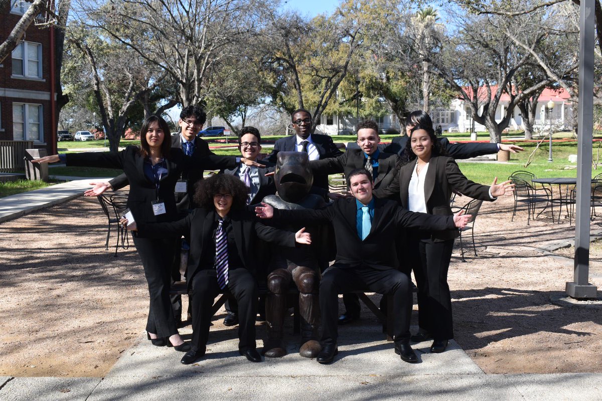 MRHS Academic Decathlon Team Page tweet media
