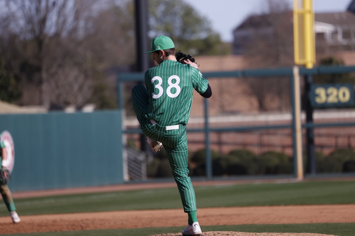 Manhattan Baseball tweet media