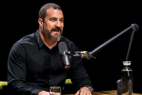 Me encanta esta frase: “Lo único que realmente podemos controlar es dónde ponemos nuestra atención y dónde ponemos nuestro esfuerzo. Elige sabiamente.' - Andrew Huberman