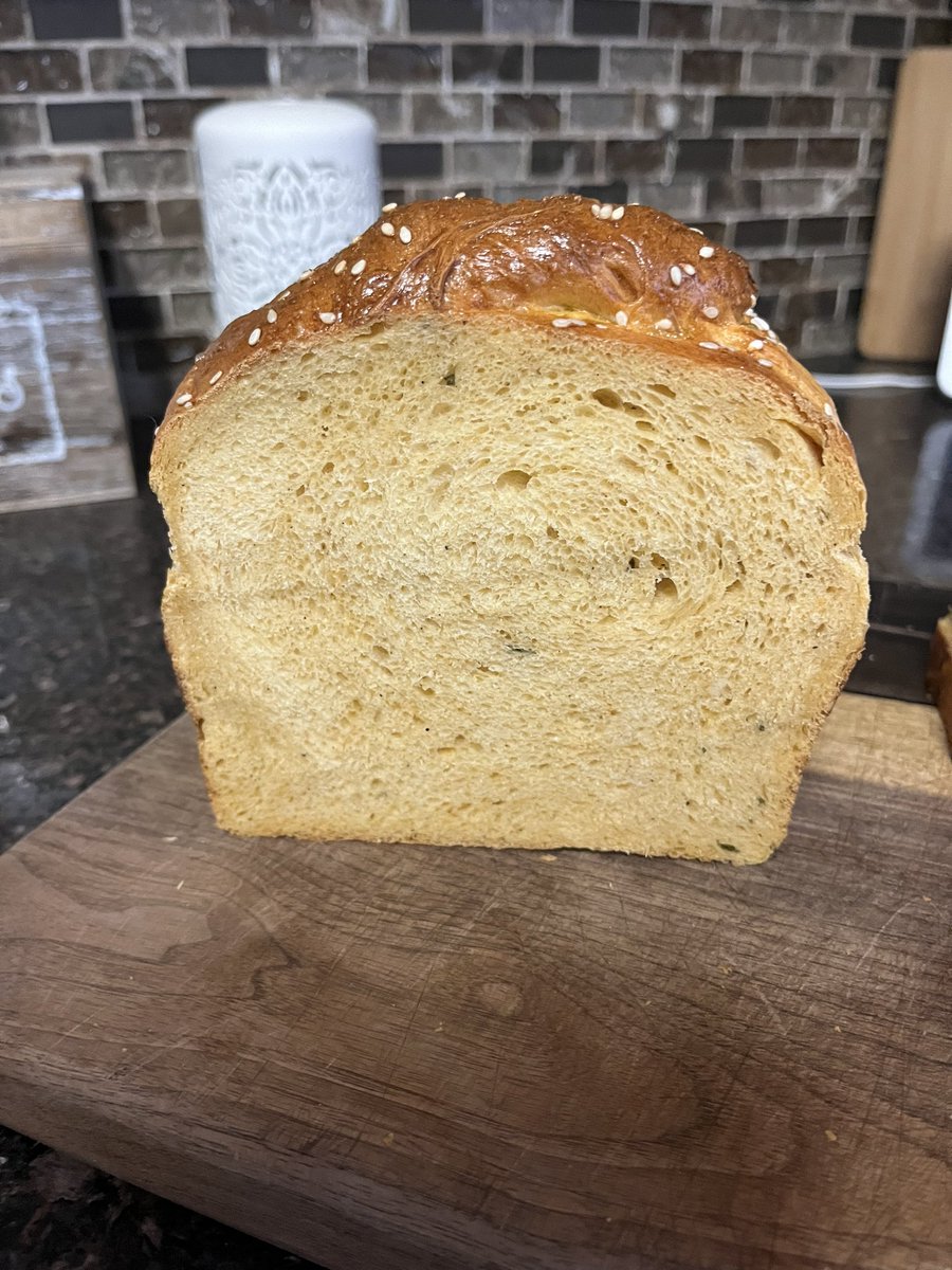 CastRedhead's tweet image. Ohh @FarOutFoodz how I love thee…
#CajunSprinkle bread!!!  Omg it’s sooo good