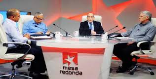 🥴 Dice el presi de Cuba en la mesa redonda que hay que empezar a producir alimentos, 65 años después hay que empezar...