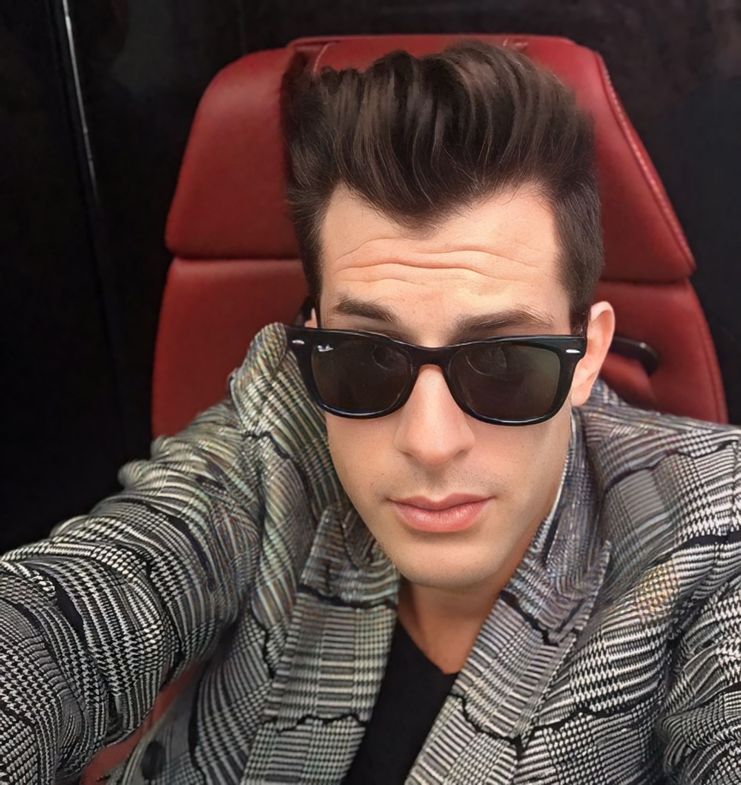 Trying not to end up on the sofa after filming is going to be a mad challenge. But I will not be spouse-bullied. 

Being the only producer on the panel, it is up to me to avenge the injustices of Tom Quincy, Van Macdonald and Picasso. The Switch, <a href="/MNFactor/">MusicNation Factor</a>, has been turned On. 💡