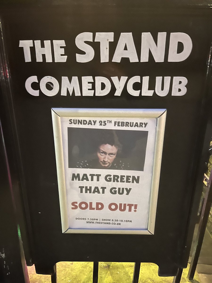 Thank you EDINBURGH! Another sold out show at @StandComedyClub and the feistiest gig of the tour so far! Loads of fun plus a projector screen that was trying to kill me. Thanks to everyone there - I hope I’m back soon!