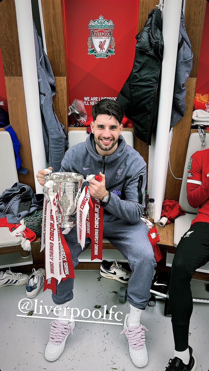 AnythingLFC_'s tweet photo. Dominik Szoboslzai with the trophy via Instagram 📱 https://t.co/yhV3IcrBX4