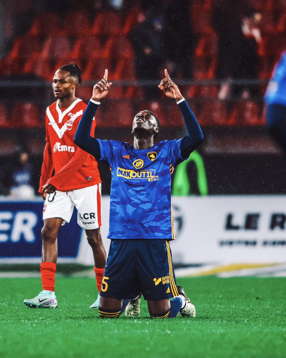 RauxYao1's tweet image. Deuxième victoire et clean sheet de suite ✅

Let’s go 🦾
🕊️