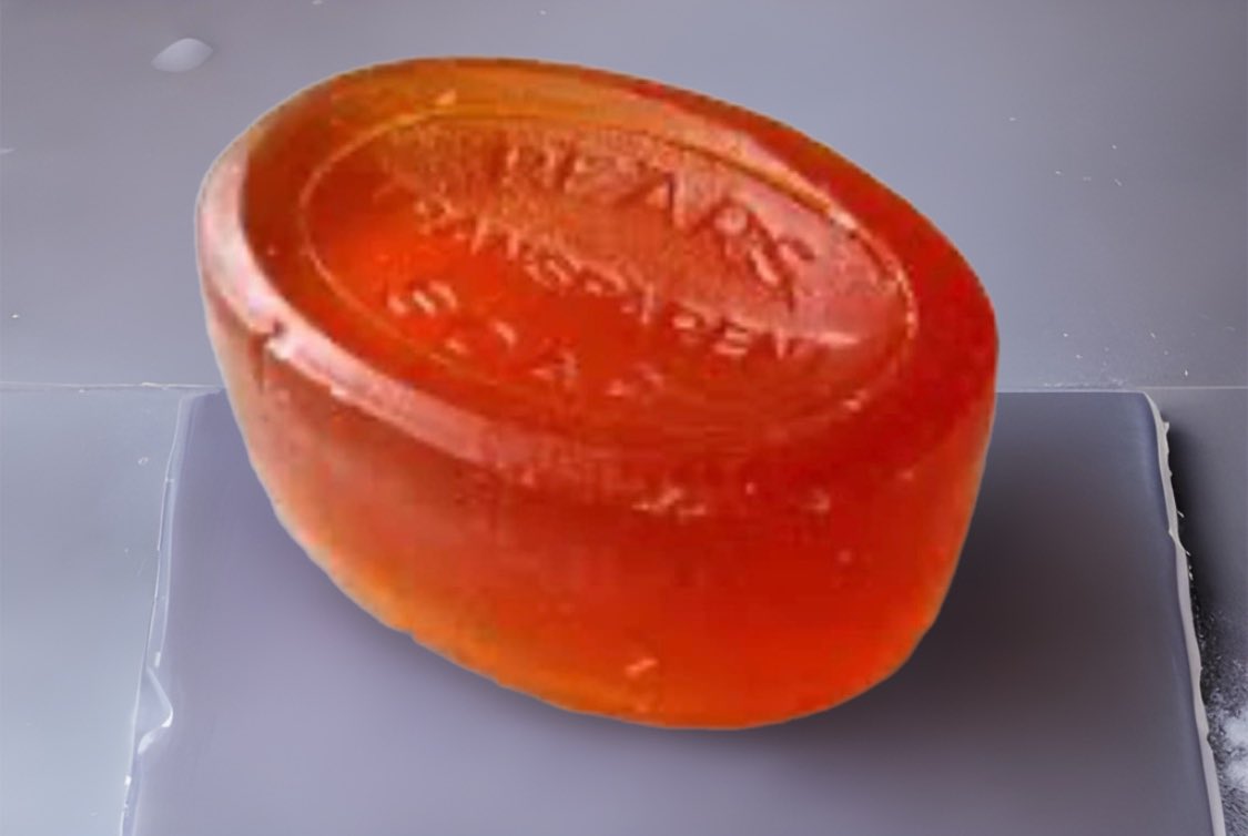 70s80s90sKids's tweet image. Is there a smell that takes you right back? Pears soap is a good one……