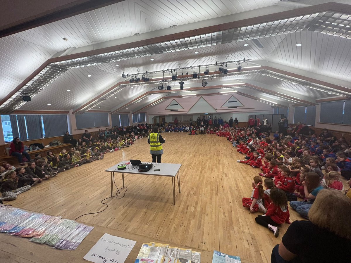 Fabulous afternoon spent with Rainbows, Brownies, Guides and Rangers <a href="/GirlguidingEL/">Girlguiding East Lothian</a> #ThinkingDay #bagabadge event - huge thanks to all our volunteers who made today possible - lots of happy smiling faces leaving this afternoon <a href="/GirlguidingScot/">Girlguiding Scotland</a> <a href="/Girlguiding/">Girlguiding</a>