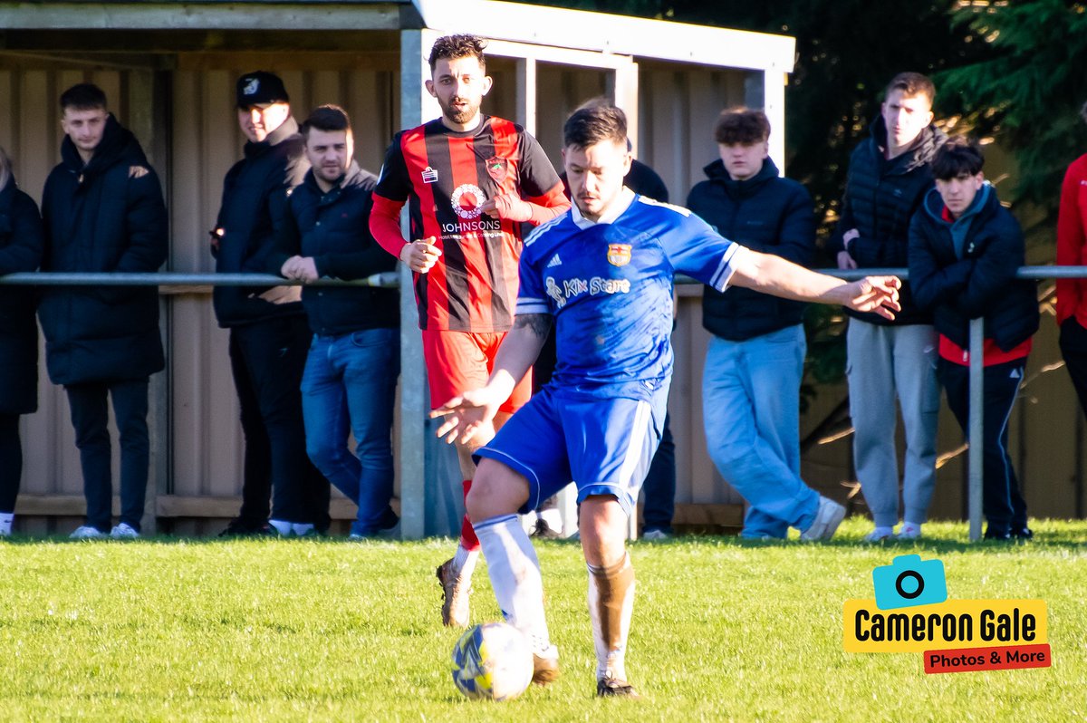 Few images from yesterday's 4-0 win at @SturNewUtdFC move within 8 points of @BlandfordUtdFC images will be put onto the website in due course. 

#football #photography #nonleague #nonleaguefootball #sturminsternewton #sports #sportsphotography #youngphotographer