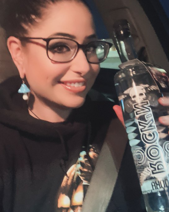 Even though I don&rsquo;t drink I got the first bottle sold at top shelf wine and spirits will look good on<a href="/tag/jessejane"class="tags"><span>#jessejane</span></a><a href="/tag/masiumimax"class="tags"><span>#masiumimax</span></a>
