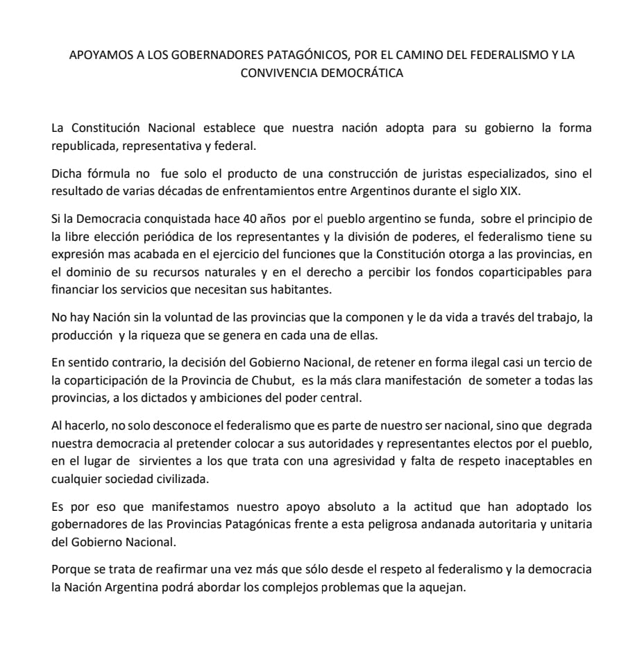 Desde el Frente Grande Patagónico apoyamos a los gobernadores patagónicos por el Federalismo y la Convivencia Democratica. Rogelio Barón Pte FG Tierra del Fuego, Antártida e Islas del Sur, Soledad Martinez - Pta FG Neuquen, Marcelo Mango - Pte FG Río Negro @FGNacional