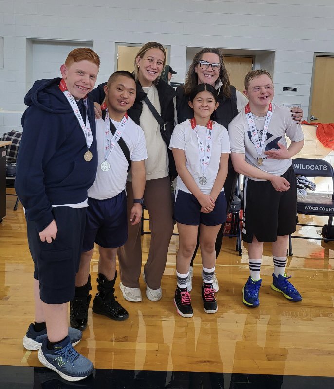 SylProjectUnify's tweet image. Congrats to our Project Unify athletes for their second place finish in the Special Olympics State tournament. Way to go Trevor, Francisco, Kilani, and Liam 🥈👏🏽