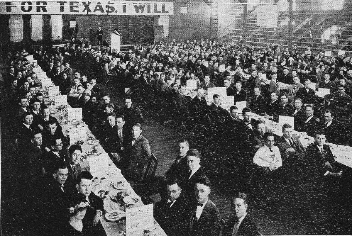 🚨 100 years ago today! February 25, 1924: In the middle of a rare Austin snowstorm, students packed the old men's gym to kick-off fundraising for a $500,000 Texas Memorial Stadium. The goal was to raise $100,000 in pledges on campus in a week. They wound up with $166,000.