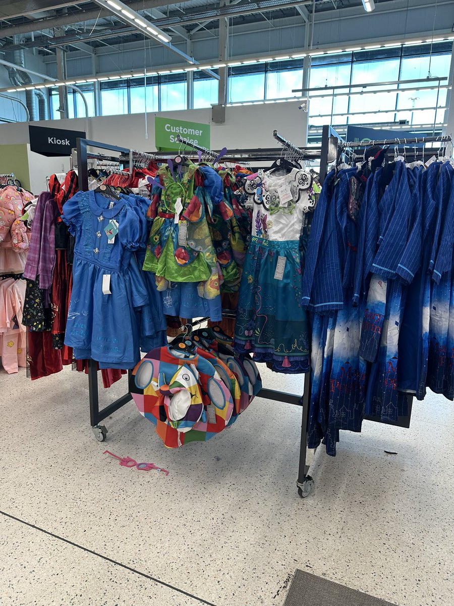 Emma Davis tweet media