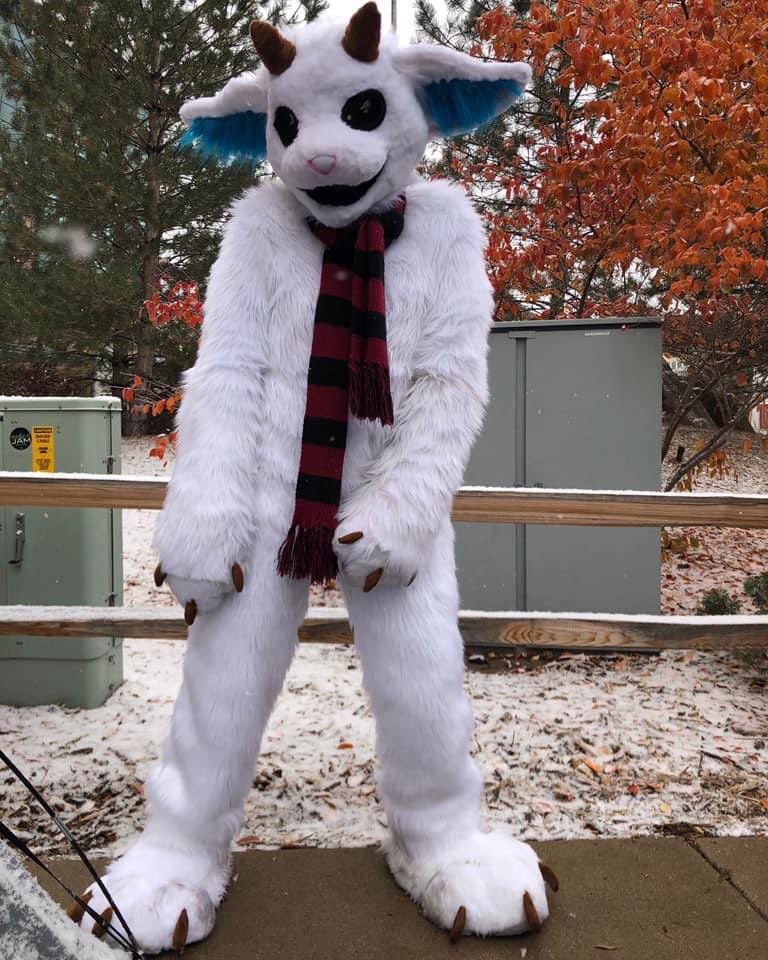 Ninerstudios's tweet photo. Hello howdy hi! 
My names Moon! 
I’m a 23 year old artist who’s been a fan since 2013. My most known work is the shoes I painted back in 2019 for the Banditø tour or for my ned Fursuit.  My bestie is @zeepalmerr and we’re chaotic gremlins https://t.co/1l1Tn5U9mw