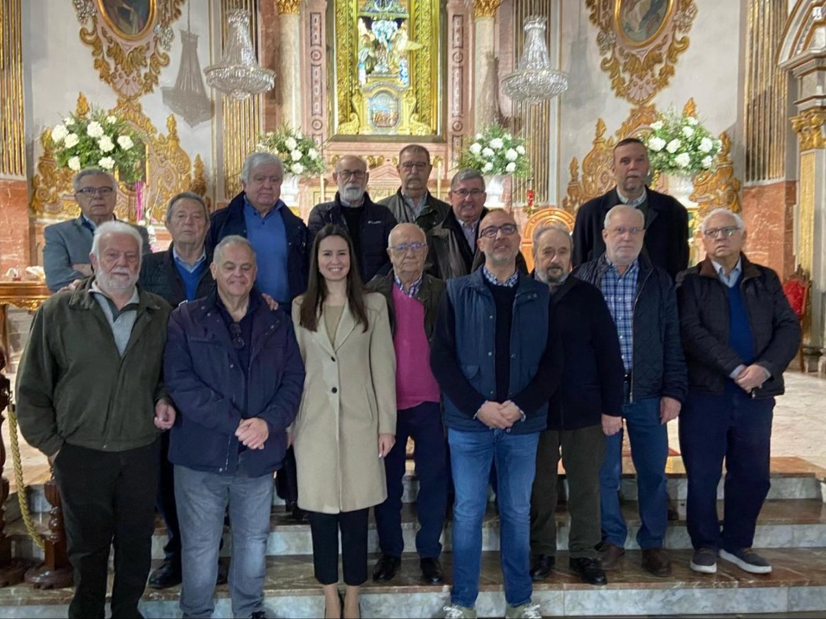 GCavallersC's tweet photo. Hoy ha tenido lugar en la "Basílica del Lledó" la misa del Colegio Apostólico de Castellón y como cada año, la "Germandat" ha estado presente https://t.co/WnKUzpPwJj