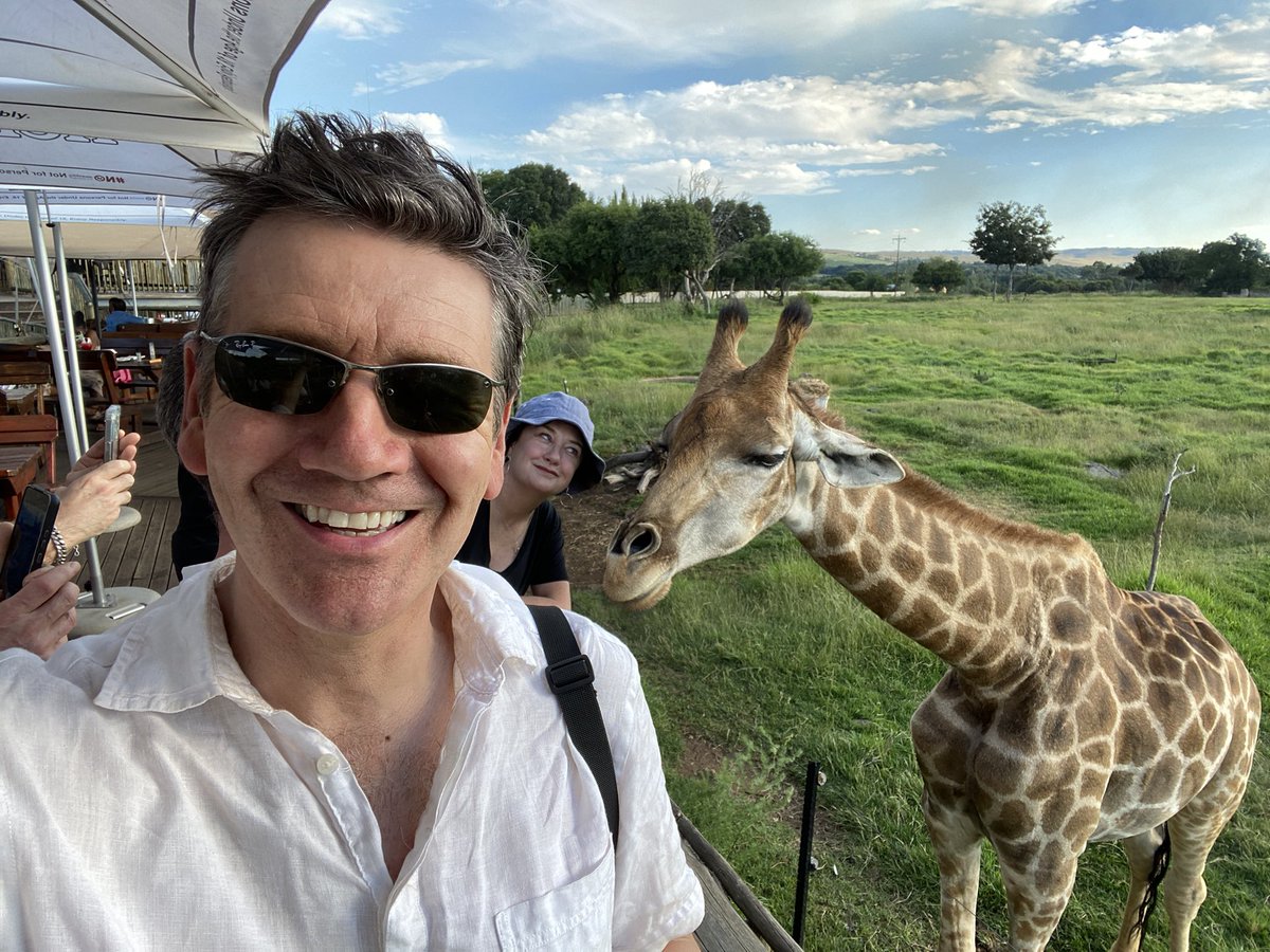 Tried to get a photo with Lorraine and got photobombed by a giraffe!!! @deaconbluemusic #deaconblue #SouthAfrica #havingagiraffe