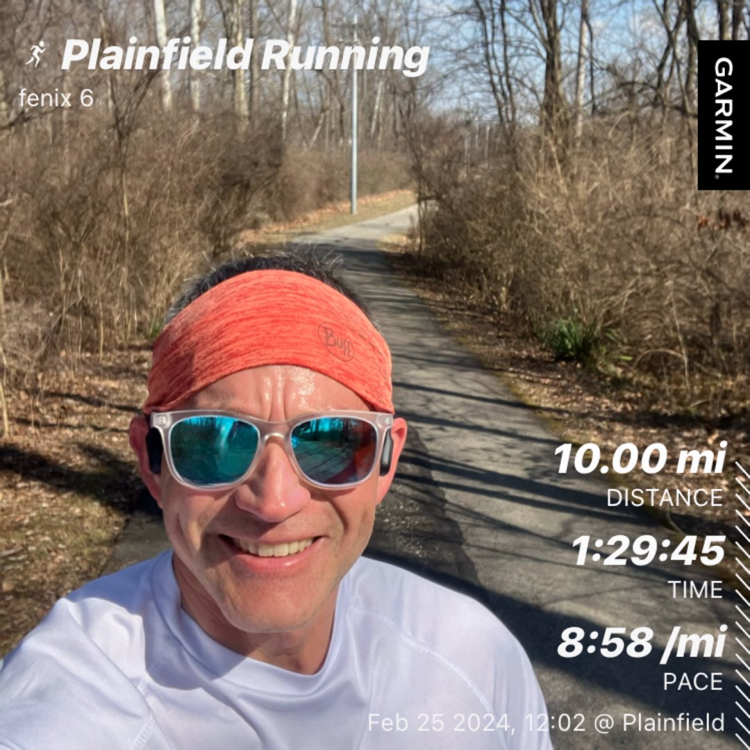 jaredjogs's tweet image. 10 easy miles on this beautiful Sunday!  Body and soul are feeling 🤩. #runchat