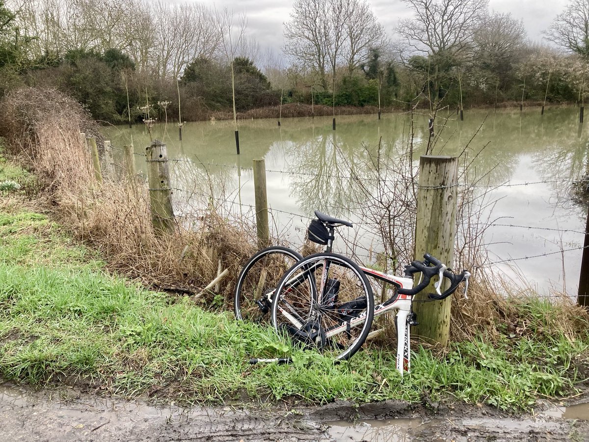 So a week of floods and a bit of sunshine ☀️ managed to get out and run, swim and ride my bike! Great to see all the #NHS1000miles adventures! Oh - had a puncture - first in a while… all part of the adventure 😉