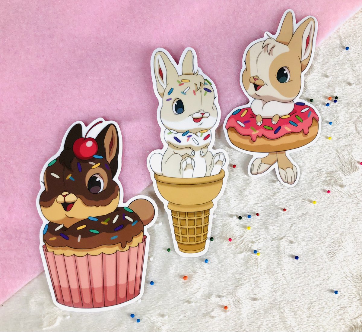 _BB_Studios's tweet photo. Hey! BunnyBunny Studios is finally open and I couldn’t be more excited! If you like super cute stickers or bunnies, check it out ✨ 

Link is in bio! https://t.co/xu2IvR7iIM