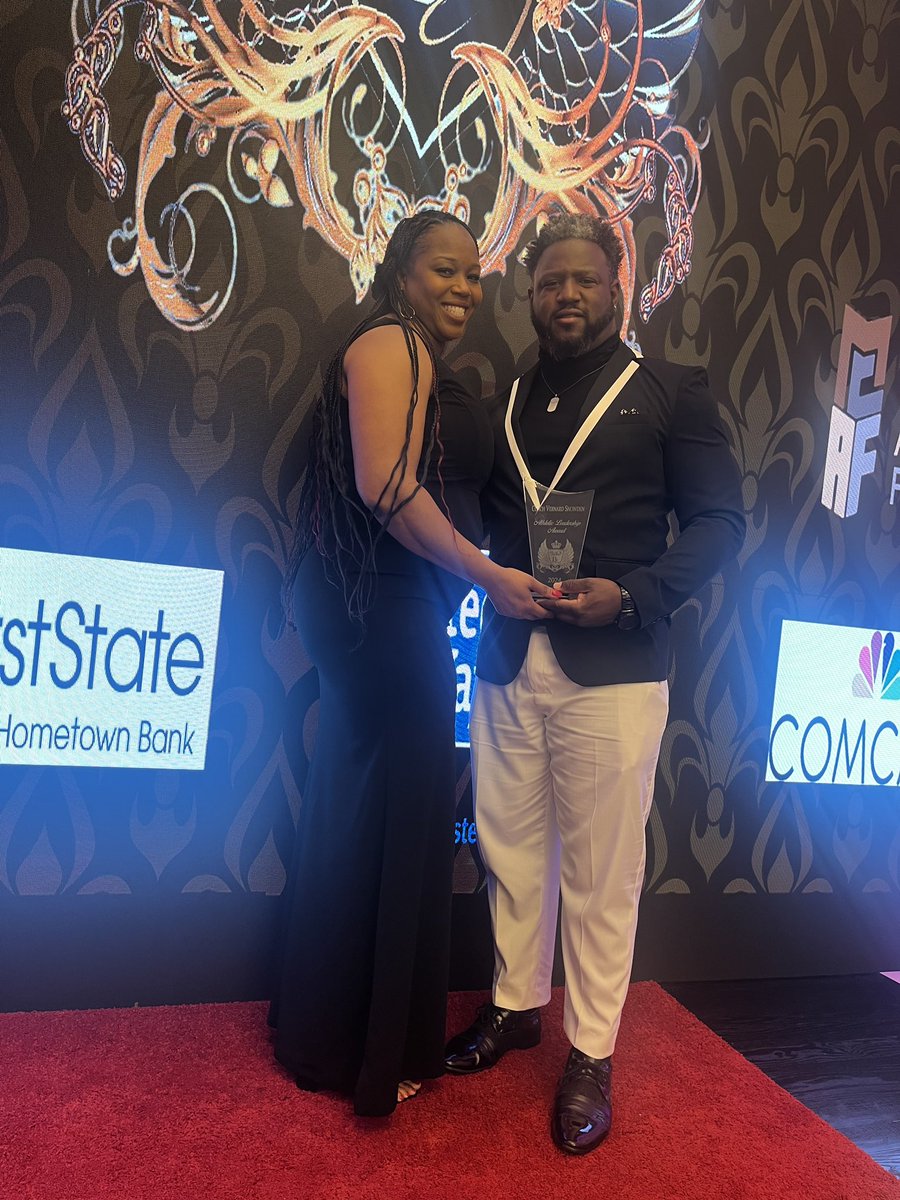 CoachSnowden's tweet photo. Thankful to be honored the Athletic Leadership Impact award , at the Macomb County Black  Excellence Celebration. #Honored #Grateful https://t.co/pB1HMHwMMn