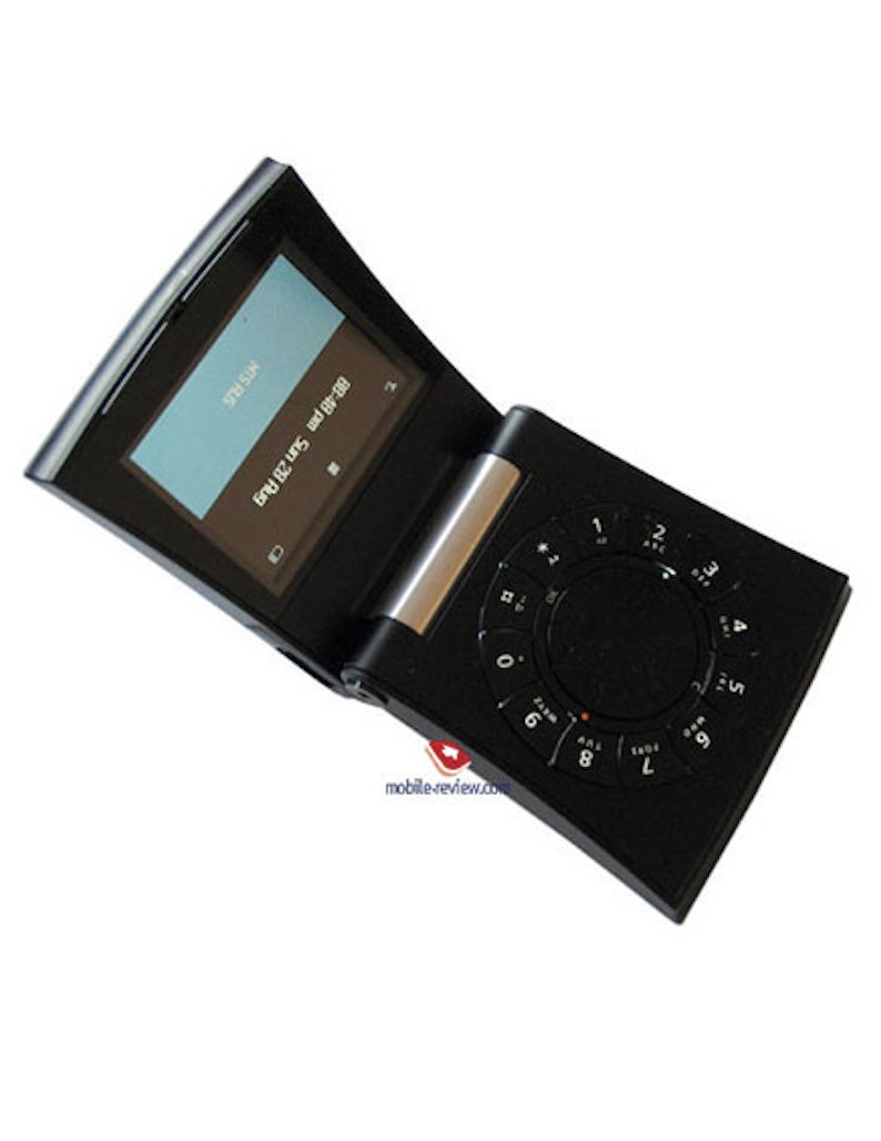 Internal Tech Emails tweet media